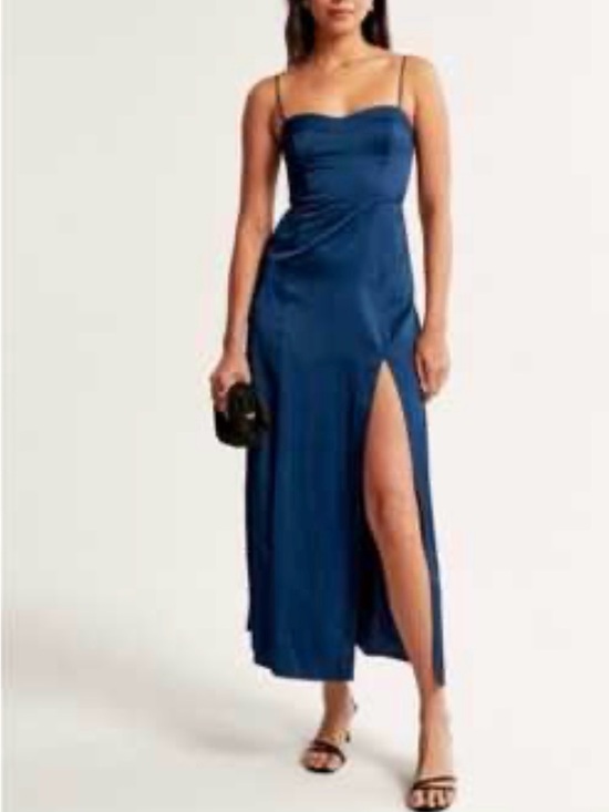 Abercrombie & Fitch Dresses & Skirts - Abercrombie & Fitch Camille navy blue midi dress with slit sz M